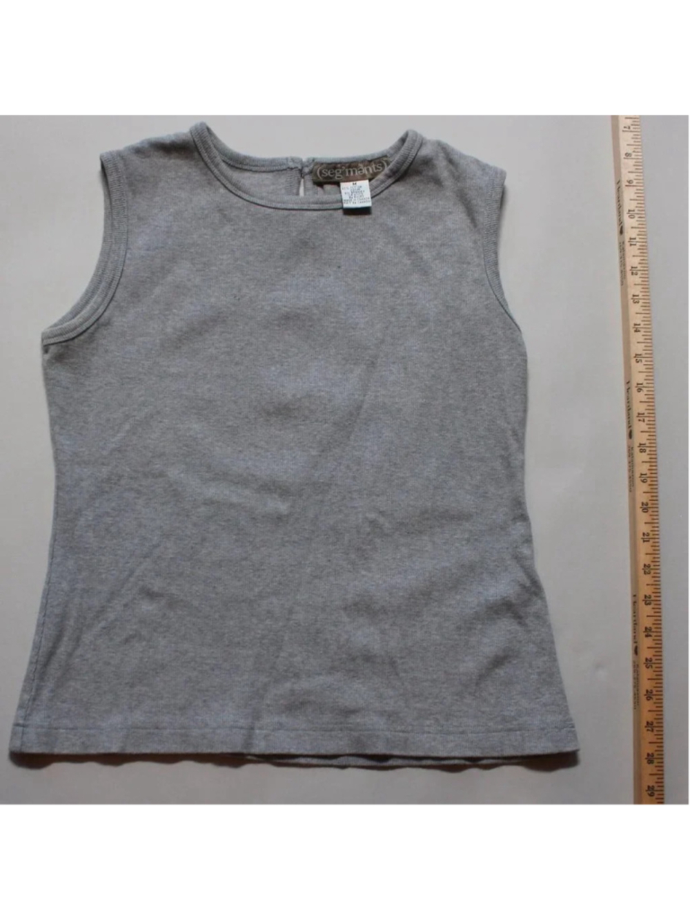 Segments Ribbed Grey Tank Top - Picture 3 of 6